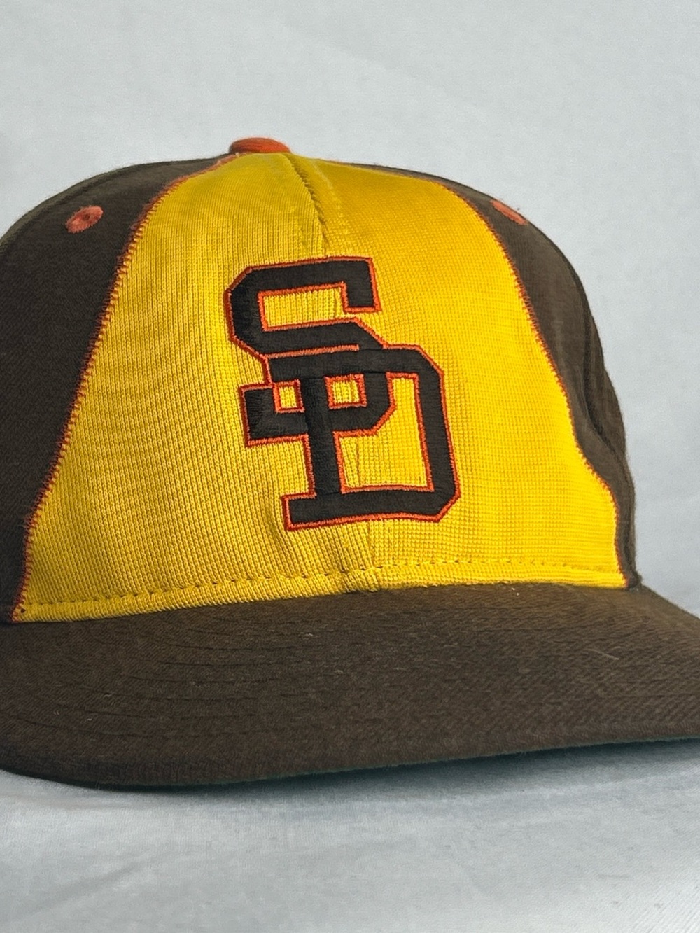 San Diego Padres Y2K Two-Tone Yellow & Brown Padres flex fit Baseball Cap